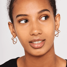 Load image into Gallery viewer, Esha gold earrings
