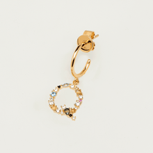Load image into Gallery viewer, Letter Q earrings
