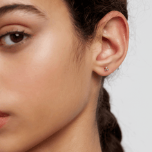 Load image into Gallery viewer, Daisy Gold Earrings
