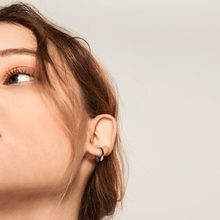 Load image into Gallery viewer, Malai silver earrings
