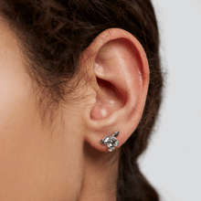 Load image into Gallery viewer, Narcise Silver Earrings
