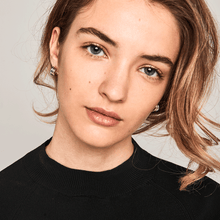 Load image into Gallery viewer, Pure earrings

