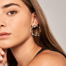 Load image into Gallery viewer, Akari silver earrings
