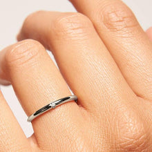 Load image into Gallery viewer, Horizon Silver Ring
