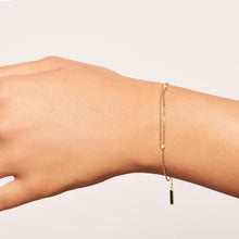 Load image into Gallery viewer, Nia gold Bracelet
