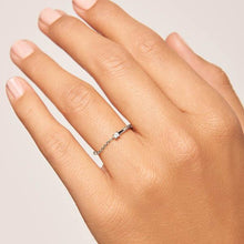 Load image into Gallery viewer, Nia Silver Ring
